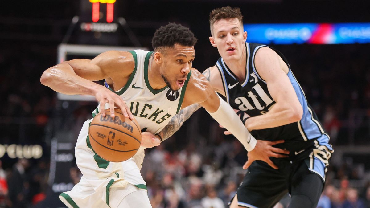 Atlanta v NBA po vítězné sérii podlehla Milwaukee, Krejčí dal osm bodů