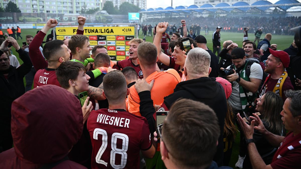 Sparťané si oslavy užili, teď chtějí i pohár. Bumbali a třeba to bude znát, říká kapitán Plzně