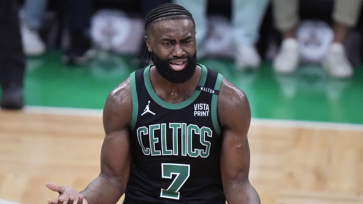 Nejužitečnější hráč finále NBA přijde o olympiádu a viní Nike z protekce