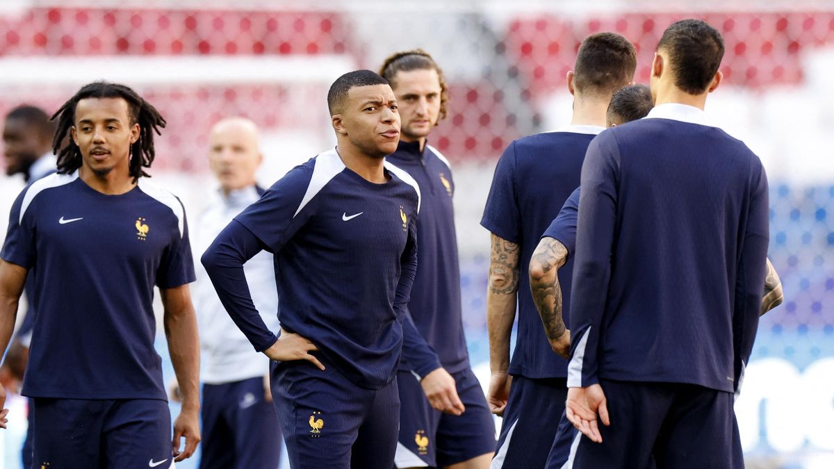 STUDIO EURO: Španělé proti Francouzům. Kdo postoupí do finále? Do studia míří bývalý trenér