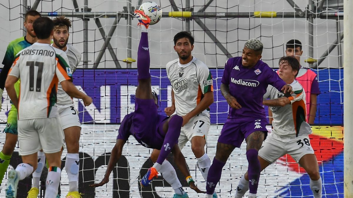 Turín si vyšlápl na finalistu Superpoháru, nováček obral domácí Fiorentinu