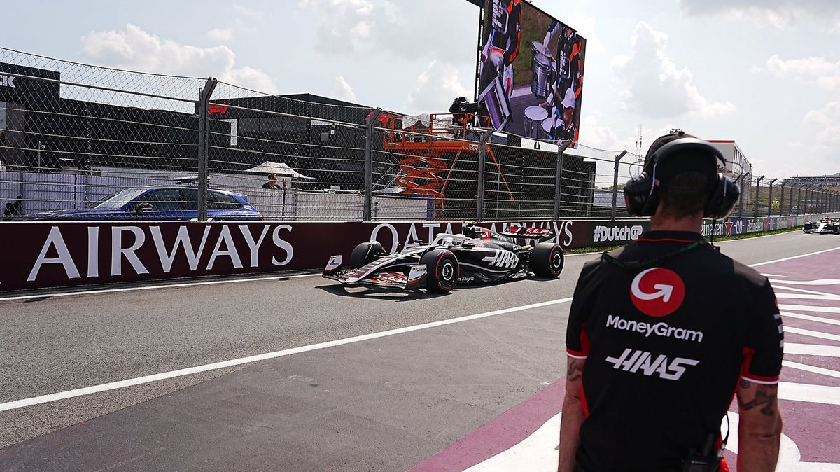 Problém pro Haas. Kvůli sporu s ruským sponzorem nemůže stáj opustit Nizozemsko