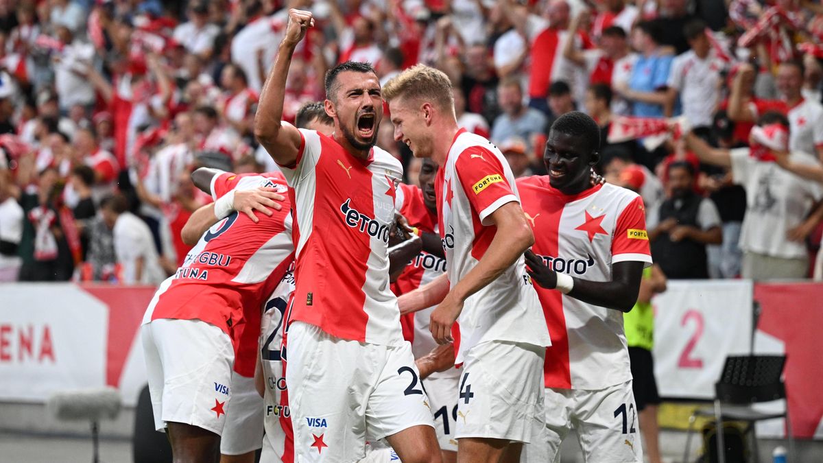 Odtajnily se další miliony. Slavia vévodí Evropské lize, trumfne i Manchester
