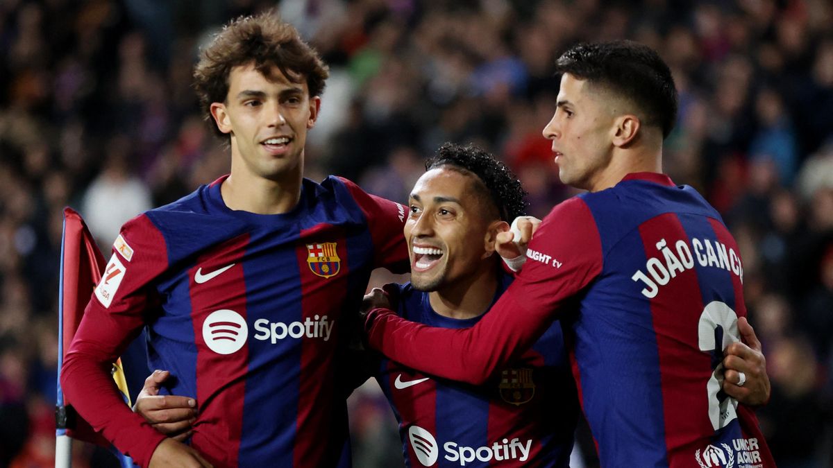 Barcelona porazila Las Palmas a pojistila si druhé místo před Gironou