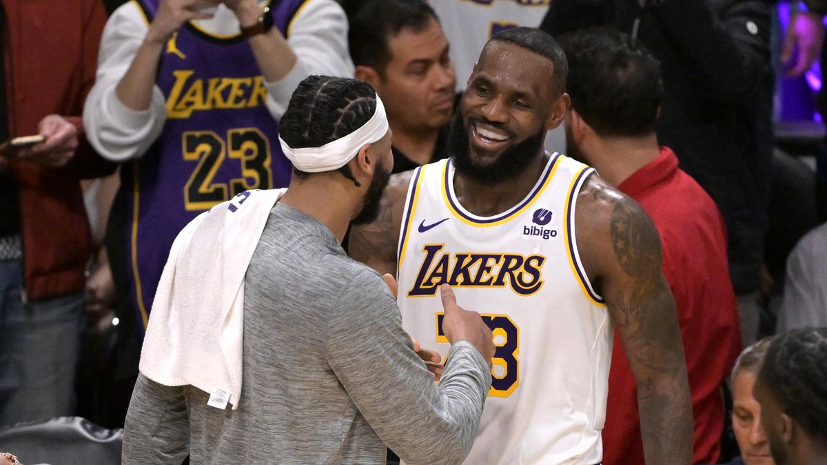Hvězdný James v NBA překonal hranici 40.000 bodů, Lakers ale podlehli Denveru