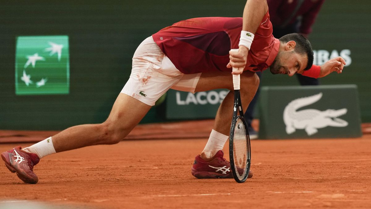 Djokovič je po operaci kolena, jeho start na Wimbledonu a olympiádě je otazníkem
