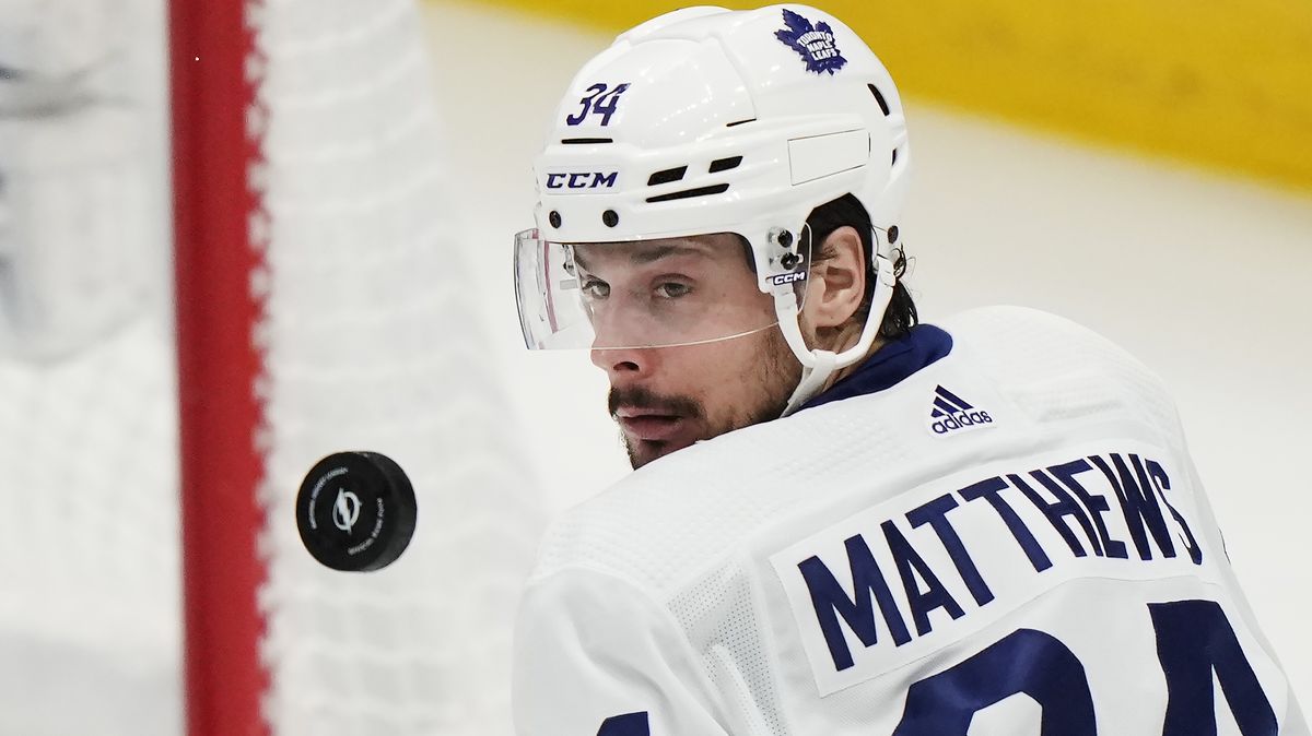 12 střel na branku, tyčka. Chyběly centimetry, ale sedmdesátka odolala. Teď bude Matthewse krotit Boston