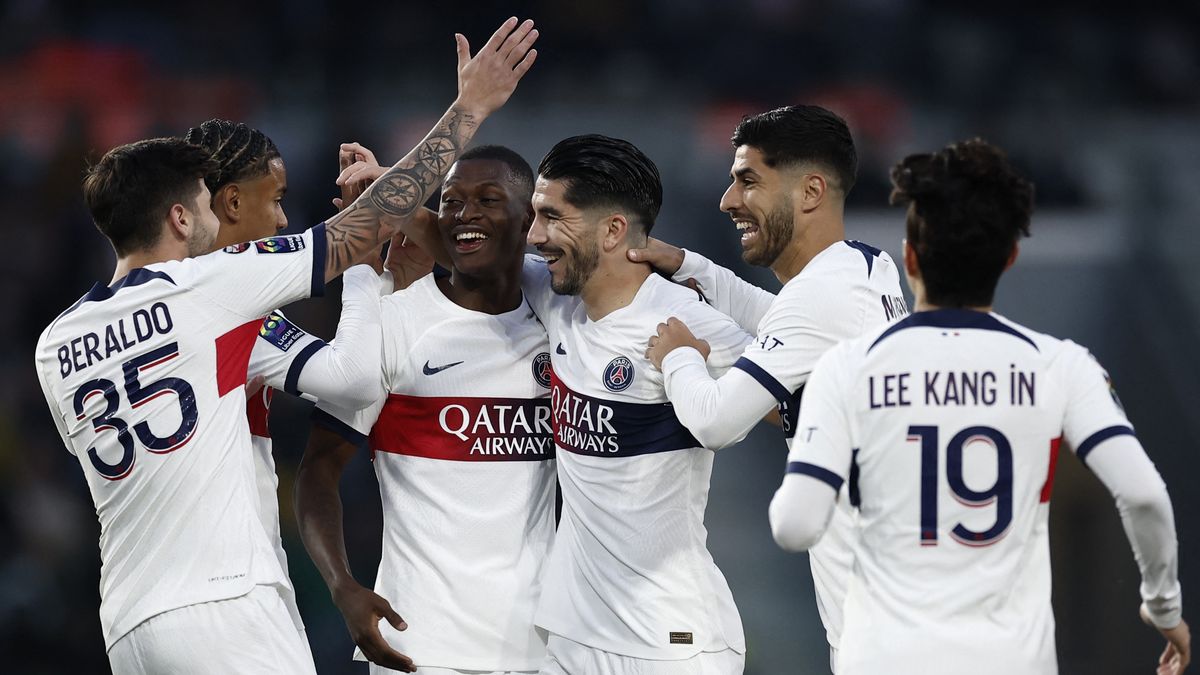 Mety podlehly PSG a budou hrát baráž, Mbappé chyběl v nominaci