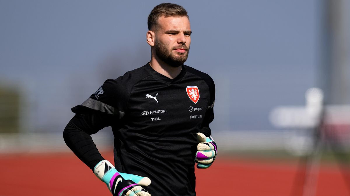 Zatím nemá nárok. Jaroš patří mezi hráče Liverpoolu, kteří by nedostali medaili za titul