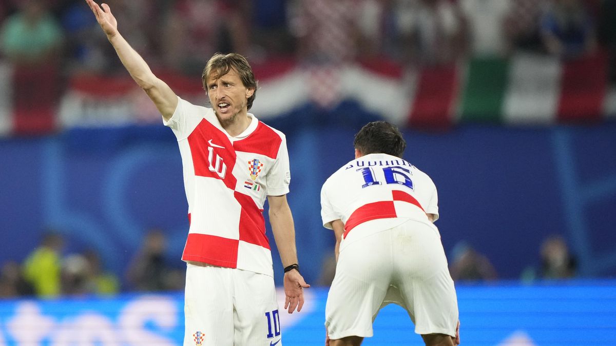 Teď nebudeme přát Česku, ale objektivně si postup nezasloužíme, soudí Chorvat se sparťanskou minulostí