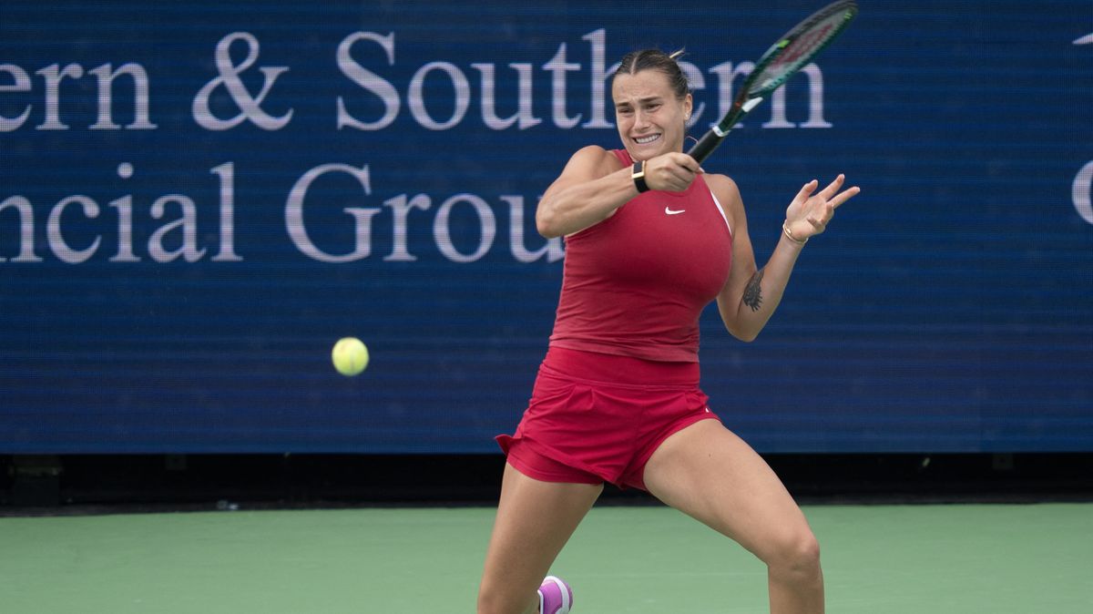 Sabalenková je novou světovou dvojkou, pád Vondroušové pokračuje