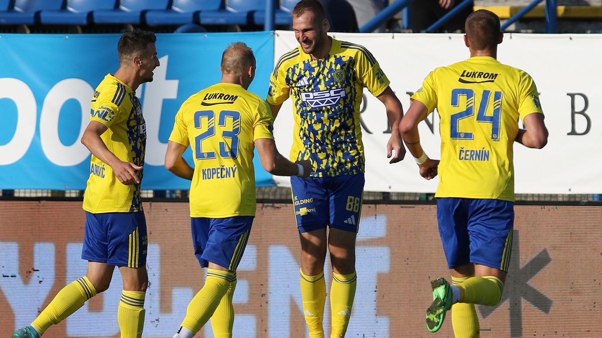 Zlín si výhrou ve Vlašimi upevnil vedení v druhé lize