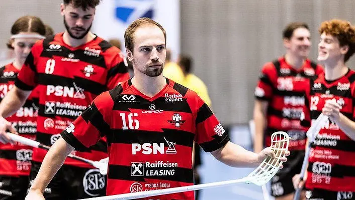 Florbalisté Střešovic podlehli v úvodním semifinále Poháru mistrů Storvretě