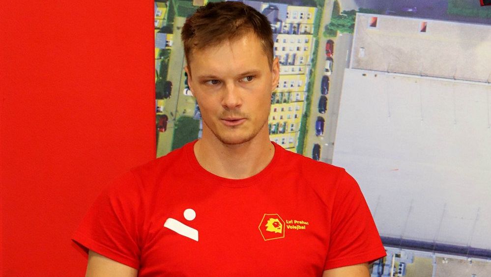 Kapitán Lvů Janouch čeká v semifinále proti Karlovarsku pětisetové bitvy