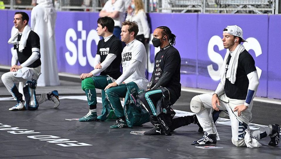 O politice mlčte, chtěla FIA po pilotech F1. Ti se vzepřeli: Nejsme přece školáci