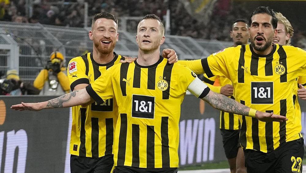 Dortmund prodloužil vítěznou šňůru a vede bundesligu