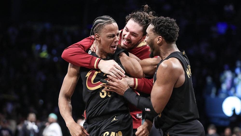 Okoro trojkou v poslední vteřině zařídil Clevelandu výhru nad Brooklynem