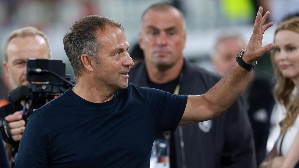 Němečtí fotbalisté jsou po ostudě bez trenéra