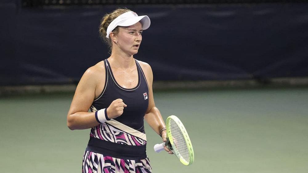 Krejčíková se v San Diegu dočkala první výhry od Wimbledonu a je ve čtvrtfinále