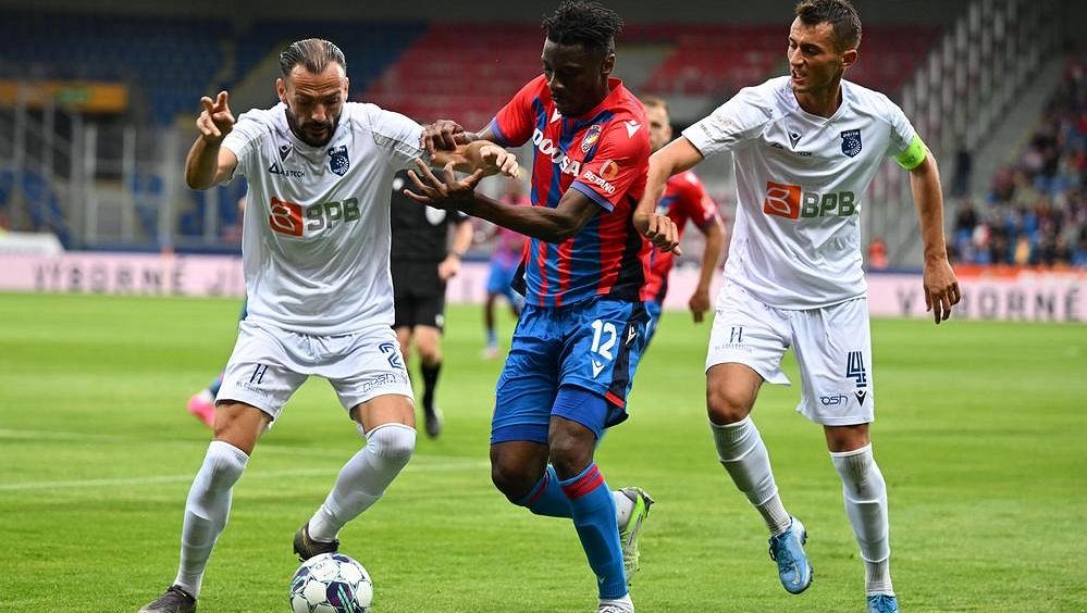 Jalová Plzeň nedala gól ani Dritě