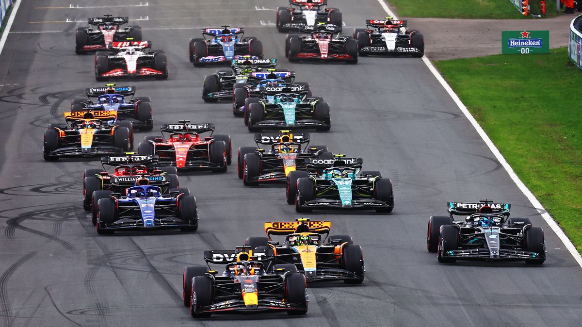 Že je F1 nuda? V Nizozemí byl k vidění rekordní počet předjetí