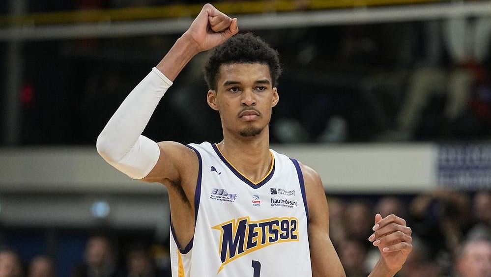 NBA ve varu! Supertalent Wembanyama se přihlásil na draft