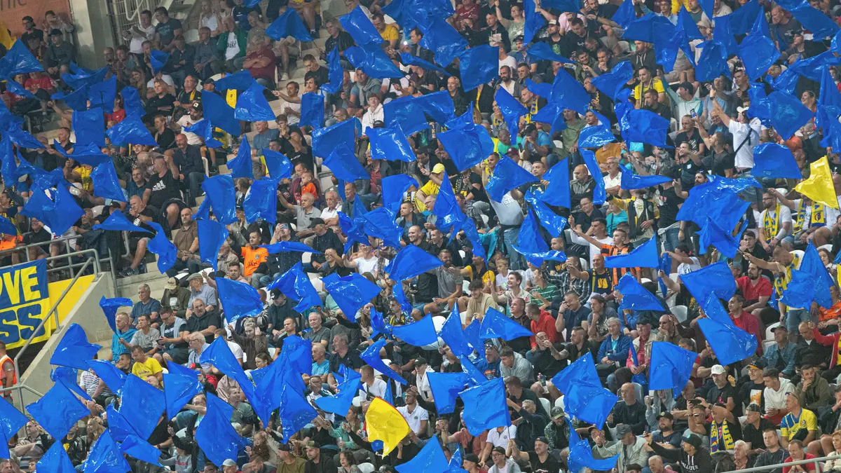 Slovakia Derby: Fan Violence & Cultural Commentary