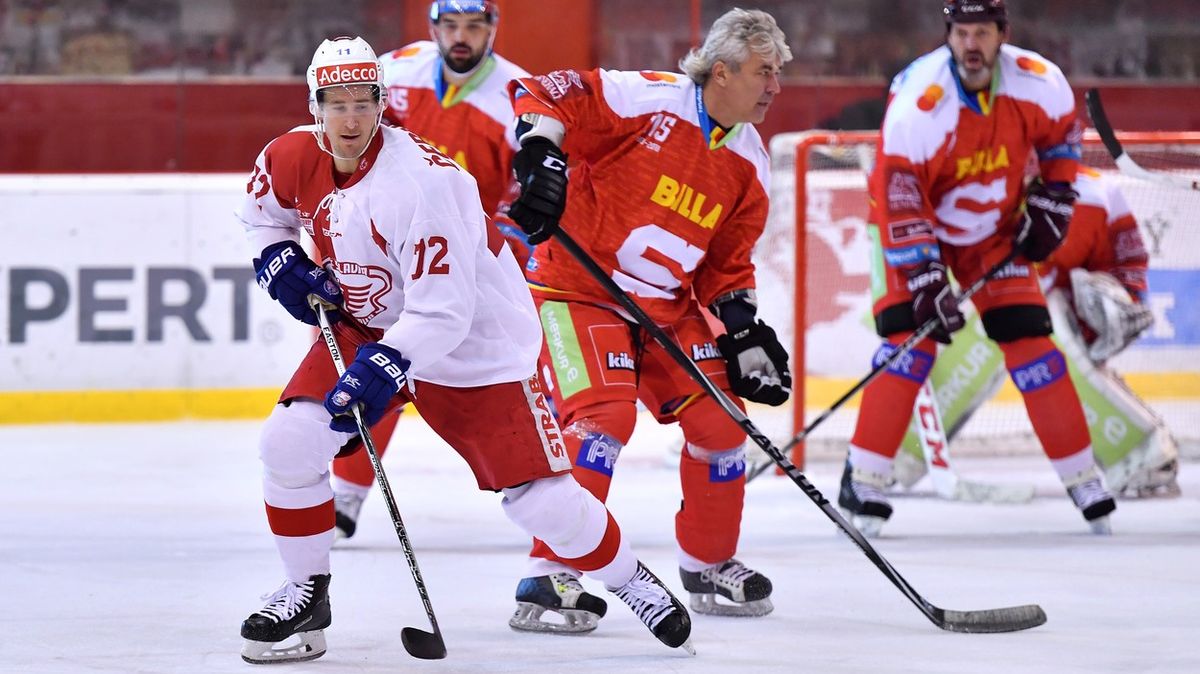 PŘÍKLEP: Extraliga je jako balet, kritizuje sparťanská legenda