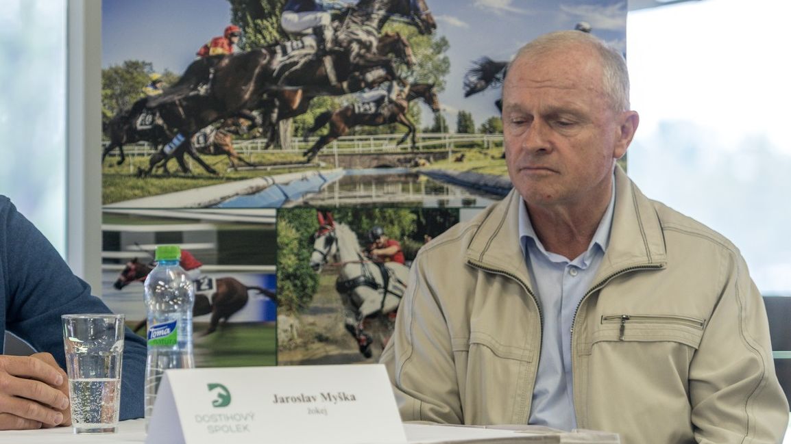 Zemřel bývalý dostihový trenér a významná postava Velké pardubické Janda