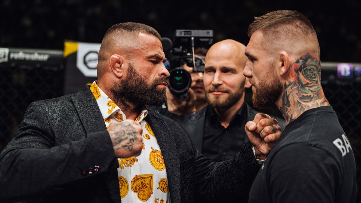 Vémola prozradil plán do O2 areny: Speciální lokty. Véghovi se chce dostat do hlavy