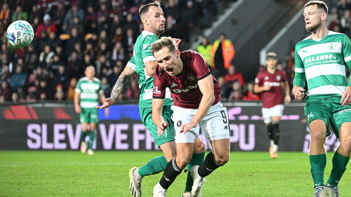 Spory o penaltu pro Spartu: Podle expertů jasná, Bohemians se zlobí. Rozhodčí vysvětluje