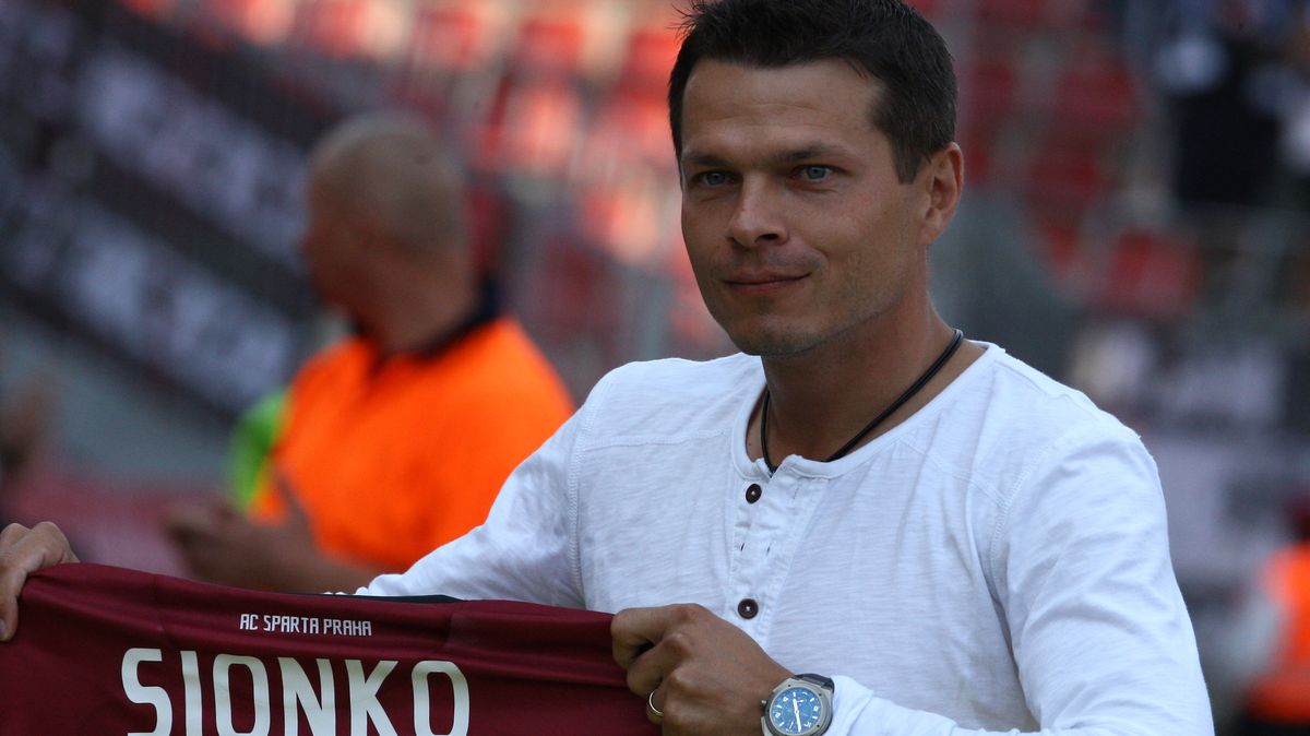 Skotsko je pro hromotluky, vzpomíná Sionko na Rangers