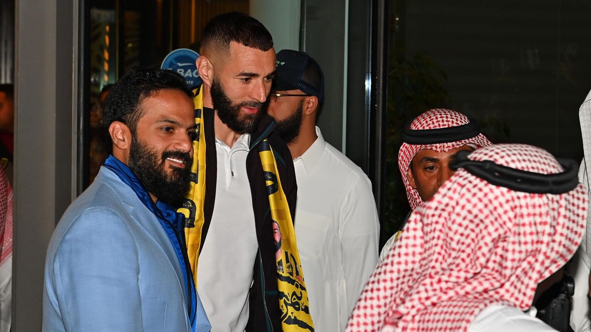Drsné obvinění. Benzema je v kontaktu s teroristy, tvrdí ministr. Fotbalista se chce bránit