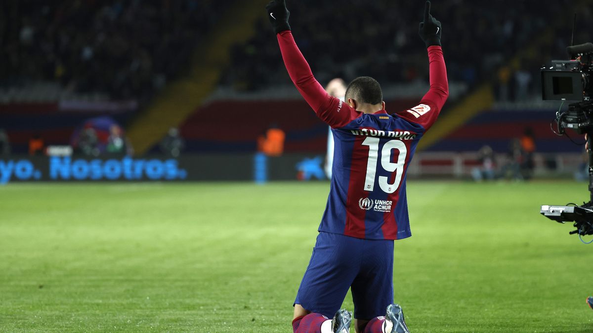 Barcelonu spasil svým prvním gólem osmnáctiletý Roque