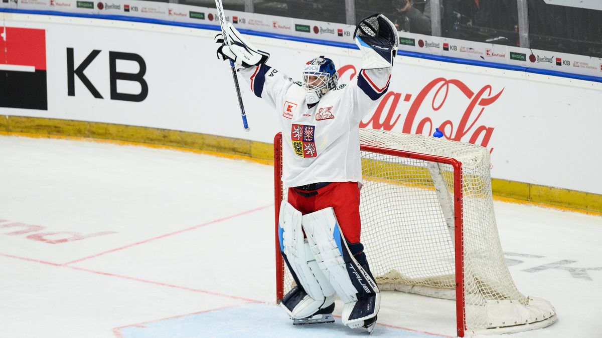 Finská liga? Pro gólmana psychicky mnohem náročnější, ví reprezentační brankář