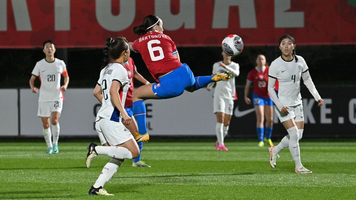 Nádherný gól v přáteláku. Podruhé by se mi to takhle nepovedlo, smála se česká hvězda