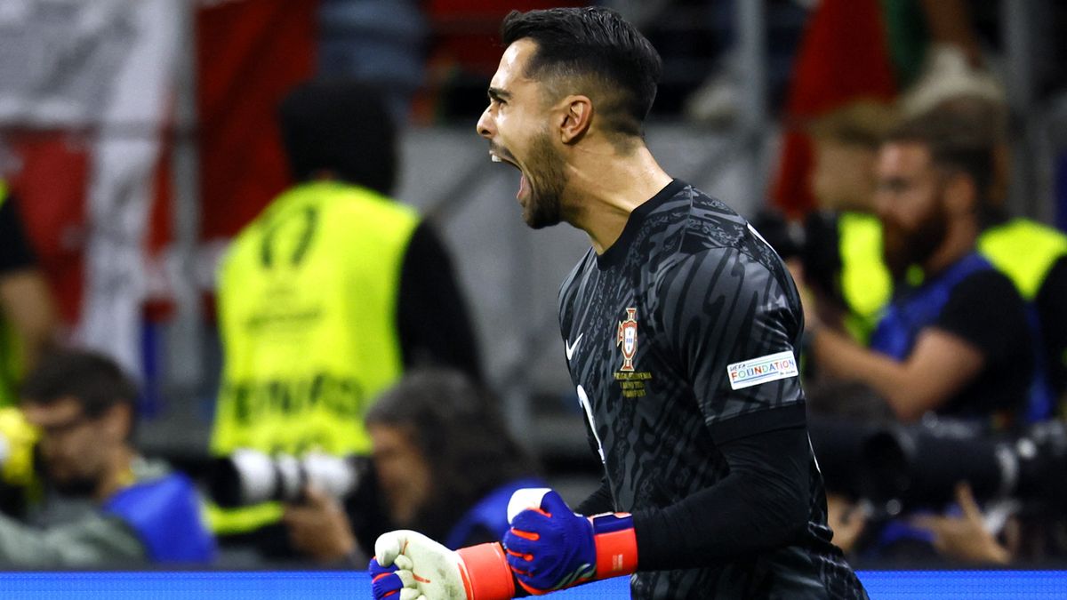 Zachránil Ronalda, psal historii. Portugalský čaroděj uhranul Evropu