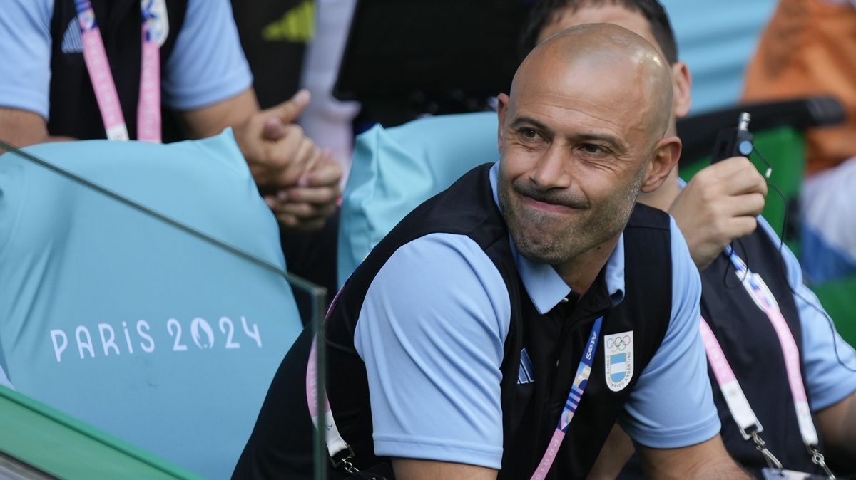 Největší cirkus, jaký jsem v životě zažil, zuřil argentinský kouč nevídaném konci zápasu