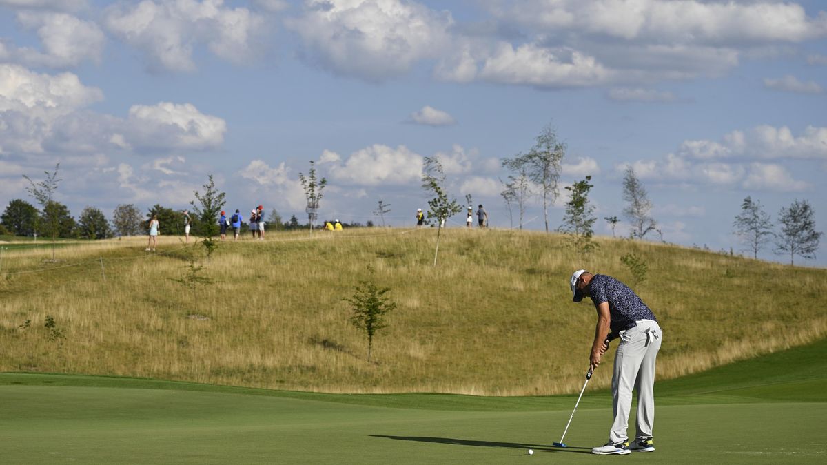 Golfové Czech Masters vede Jihoafričan Moolman, Zach se dělí o 14. místo