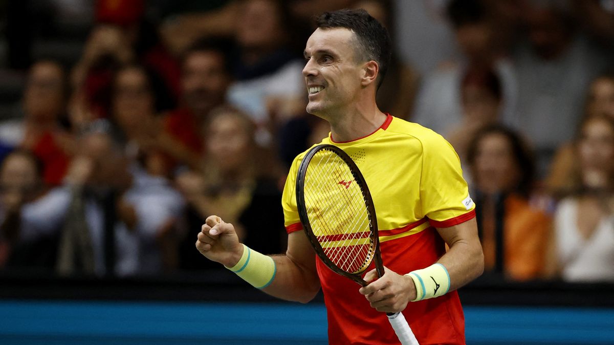 Z české skupiny prošli do čtvrtfinále Davis Cupu Španělé a Australané