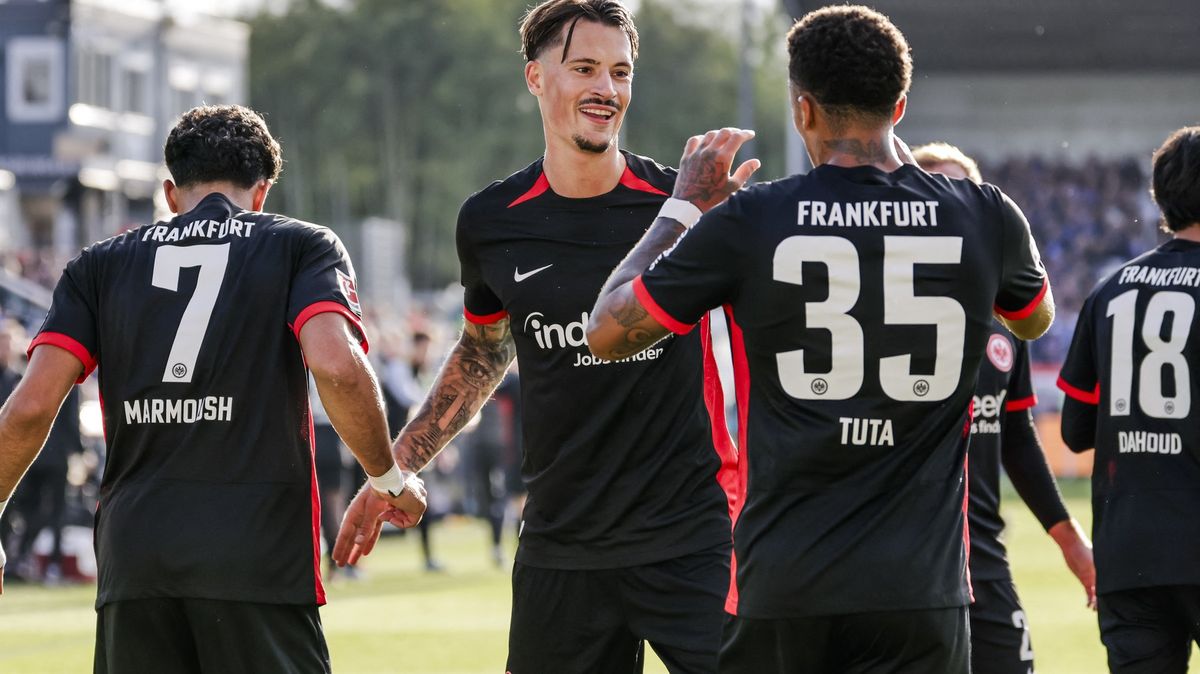 Frankfurt si po remíze s Plzní spravil chuť v Kielu