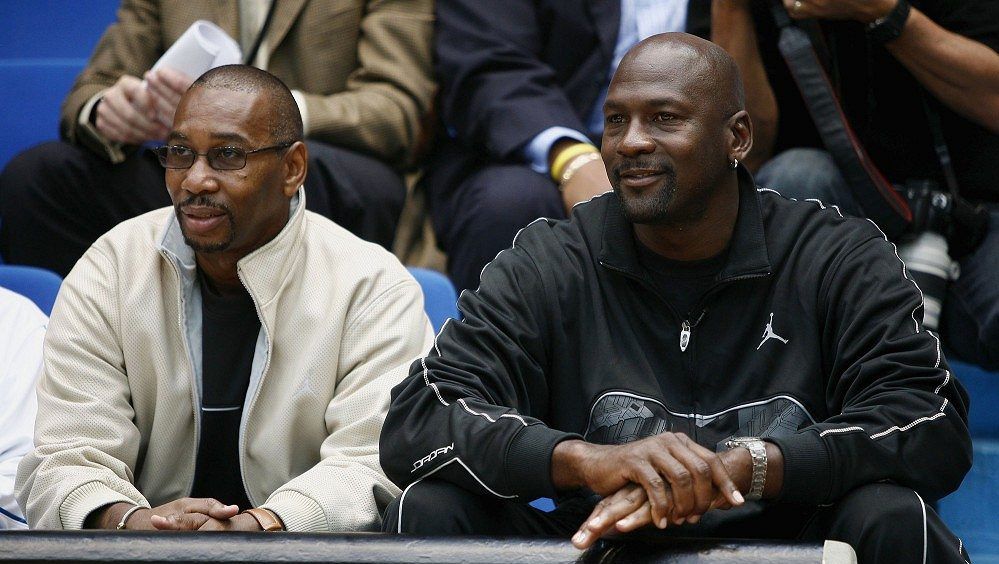 Jordanovy boty z jeho posledního finále NBA se vydražily za rekordní sumu