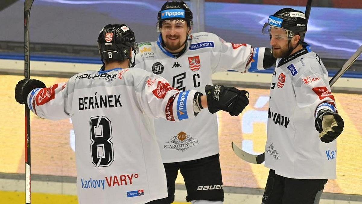 Defenzivní, zatažená! Proměna Energie bývalého kouče bolí. Nepříjemná, dotěrná, oponuje expert