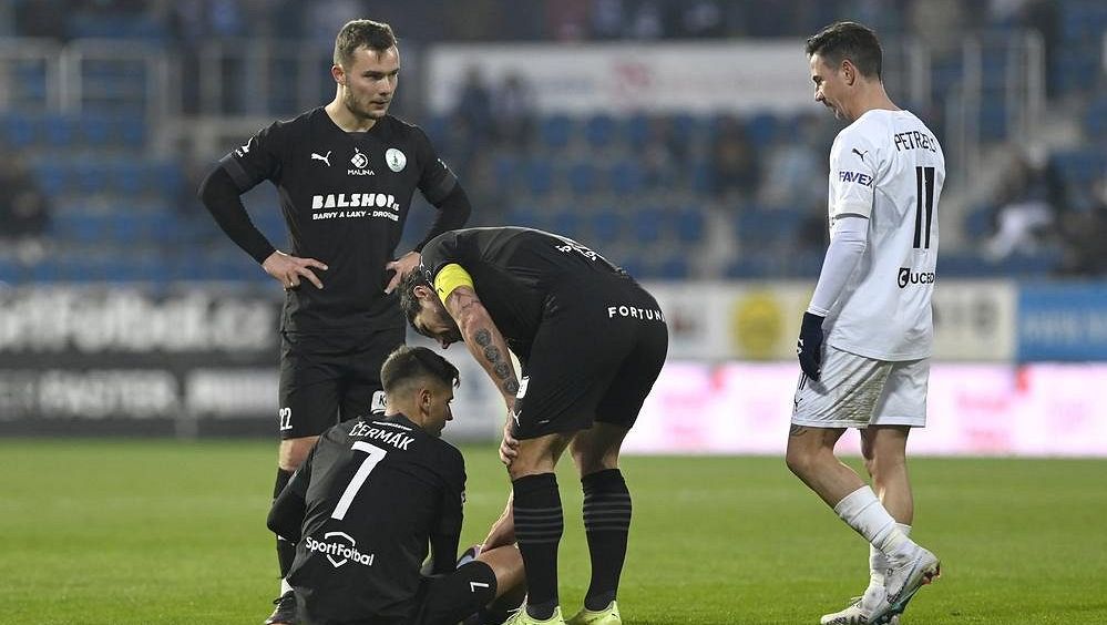 Slovácko pohár neobhájí, doplatilo na hrubky v obraně. Jsem hrozně zklamaný, tvrdil stoper Hofmann