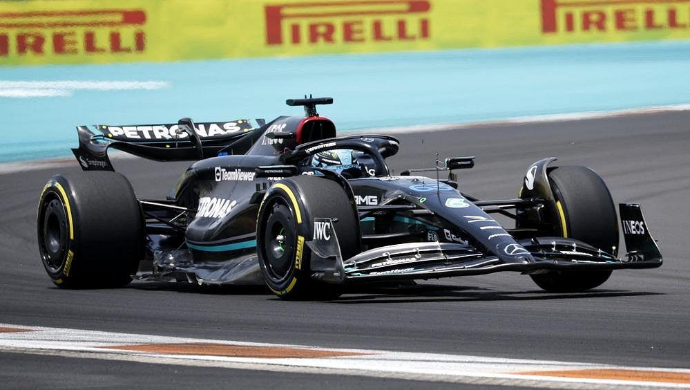 Úvodní trénink na GP Miami F1 vyhrály Mercedesy, nejrychlejší byl Russell