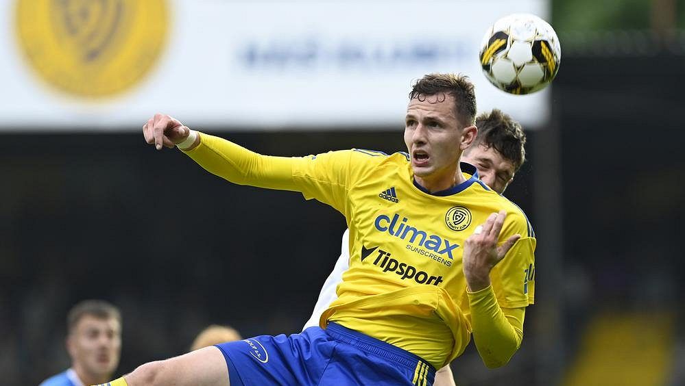 FOTBAL ONLINE: Kdo s koho! Brno se Zlínem v přímé bitvě o záchranu, jeden z nich sestoupí