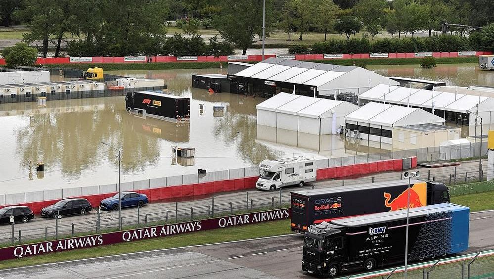 Formule 1 a Ferrari poskytnou zaplavenému regionu v Itálii po milionu eur