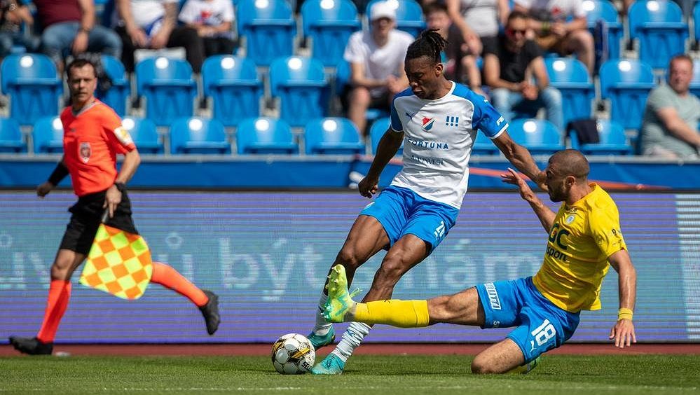 Slavia dotahuje přestup! Za forvarda má zaplatit okolo 30 milionů