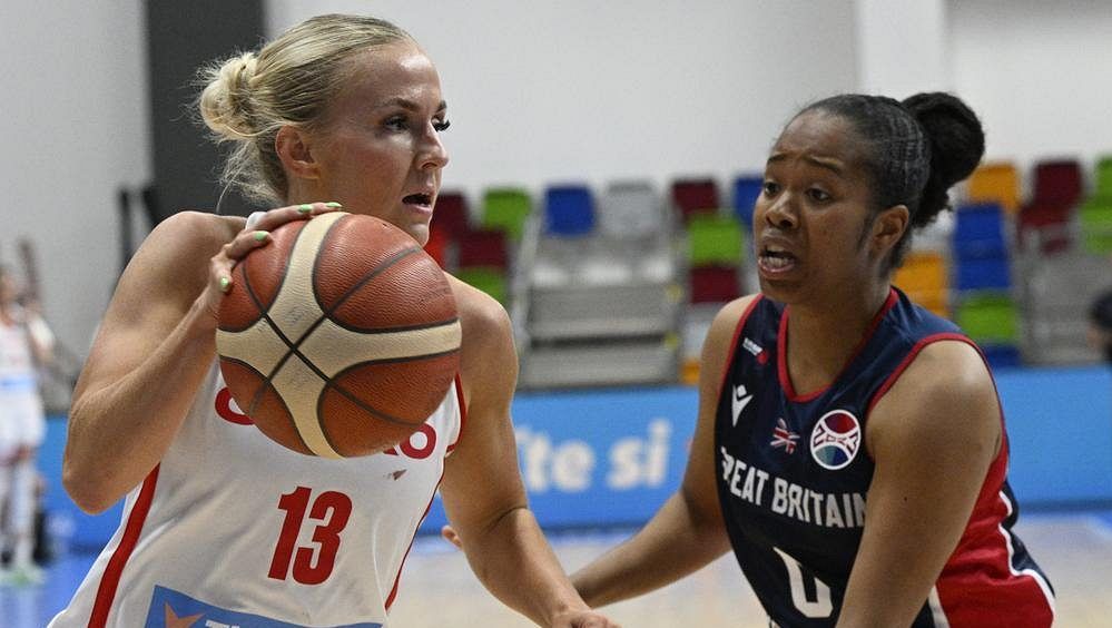 Basketbalistky rozdrtily v přípravě na ME doma Velkou Británii
