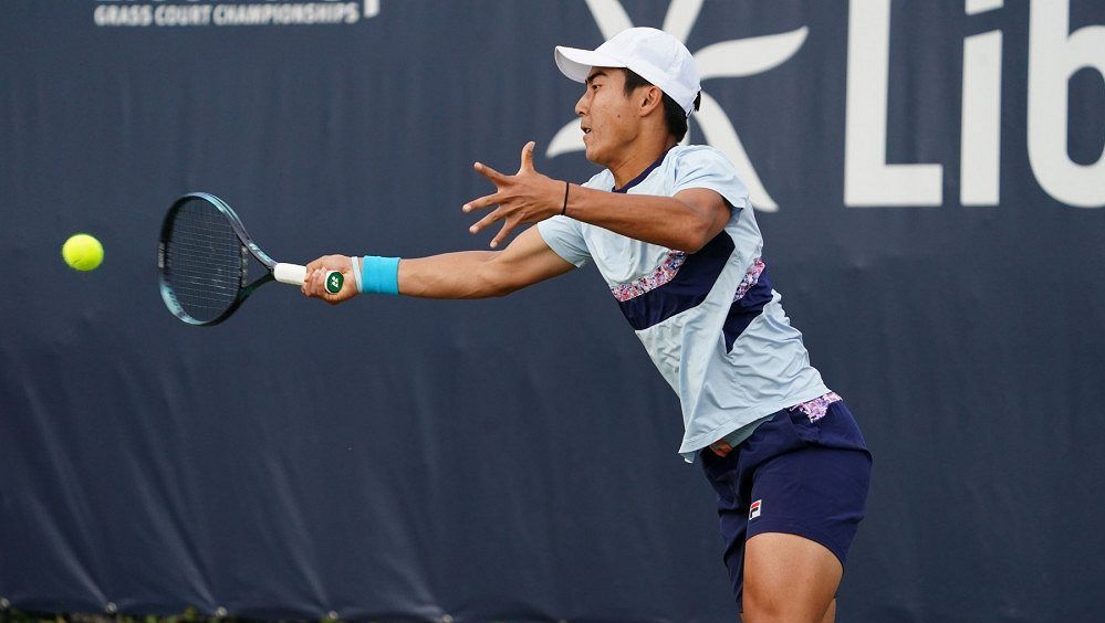 Australský tenista Hijikata je v Hertogenboschi poprvé na ATP Tour v semifinále